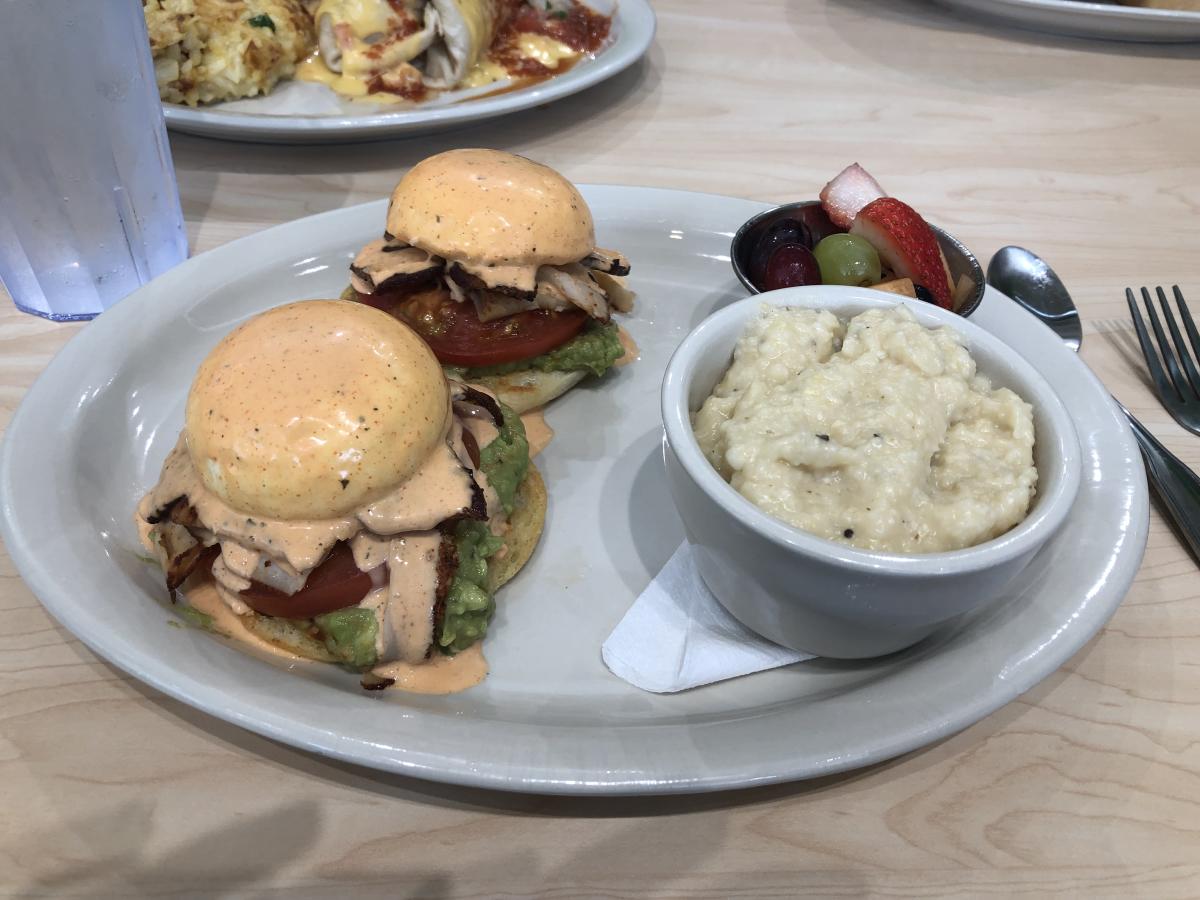 The Toasted Yolk Cafe