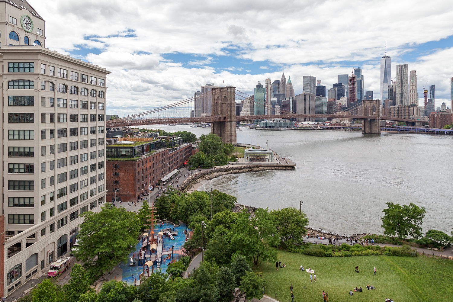 Brooklyn Bridge Park - Pier 1 Overlook
