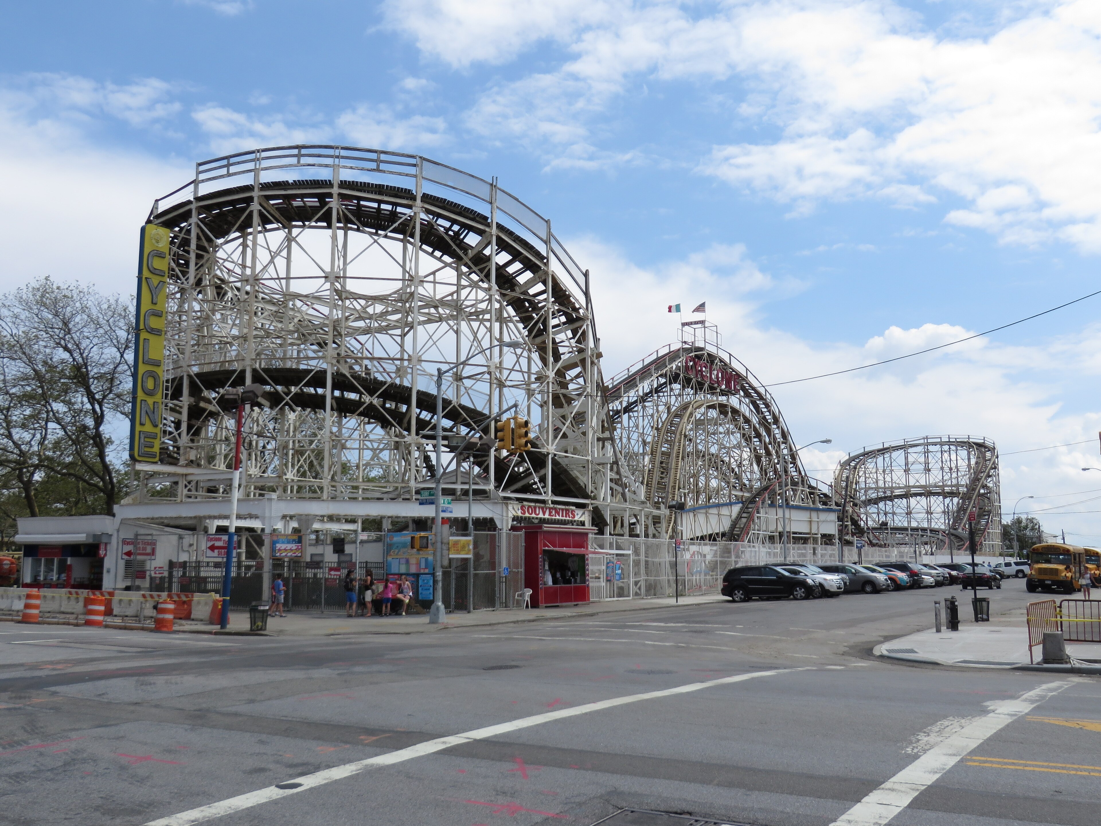 Cyclone Roller Coaster