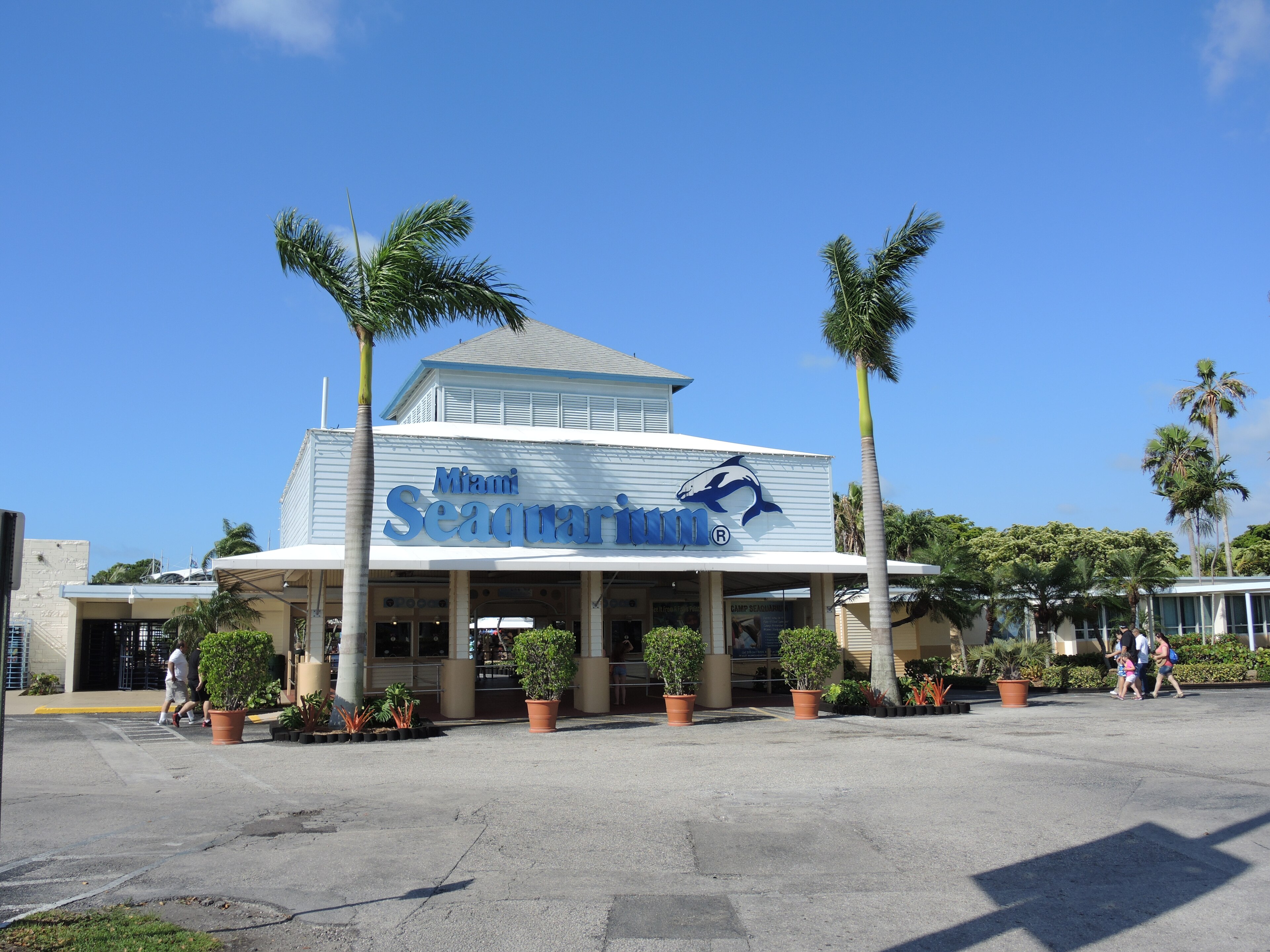 Miami Seaquarium Entrance View